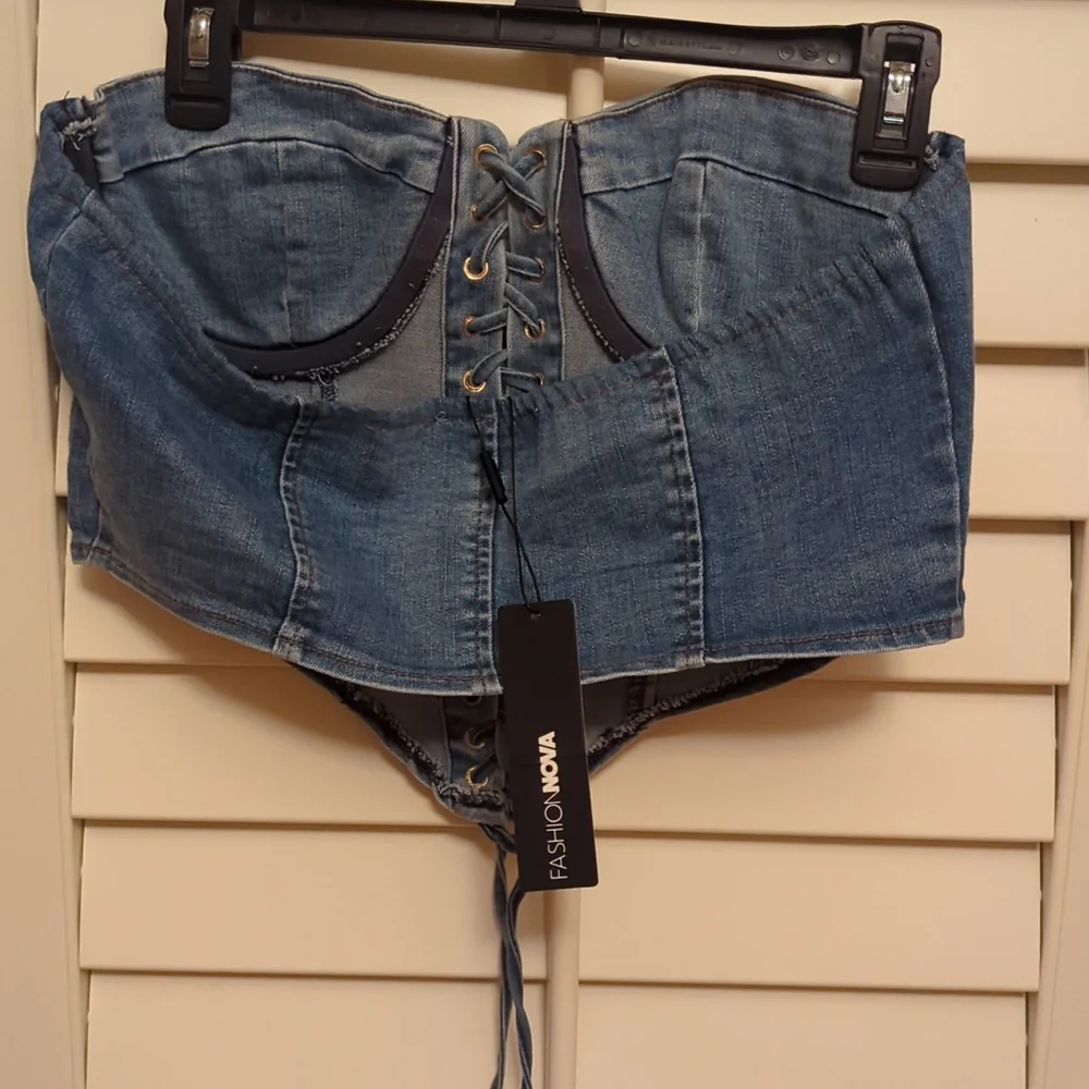 Fashion Nova Corset/Bustier style top . New Size XL Denim - Picture 3 of 5